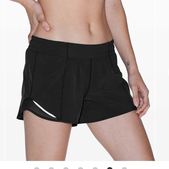 lululemon athletica Pants - Lululemon Hotty Hot Short II *Long 4"